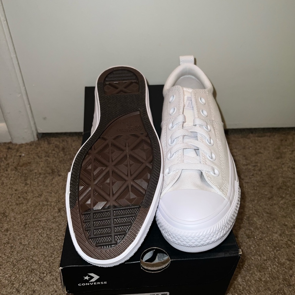 Converse - Picture 4 of 4